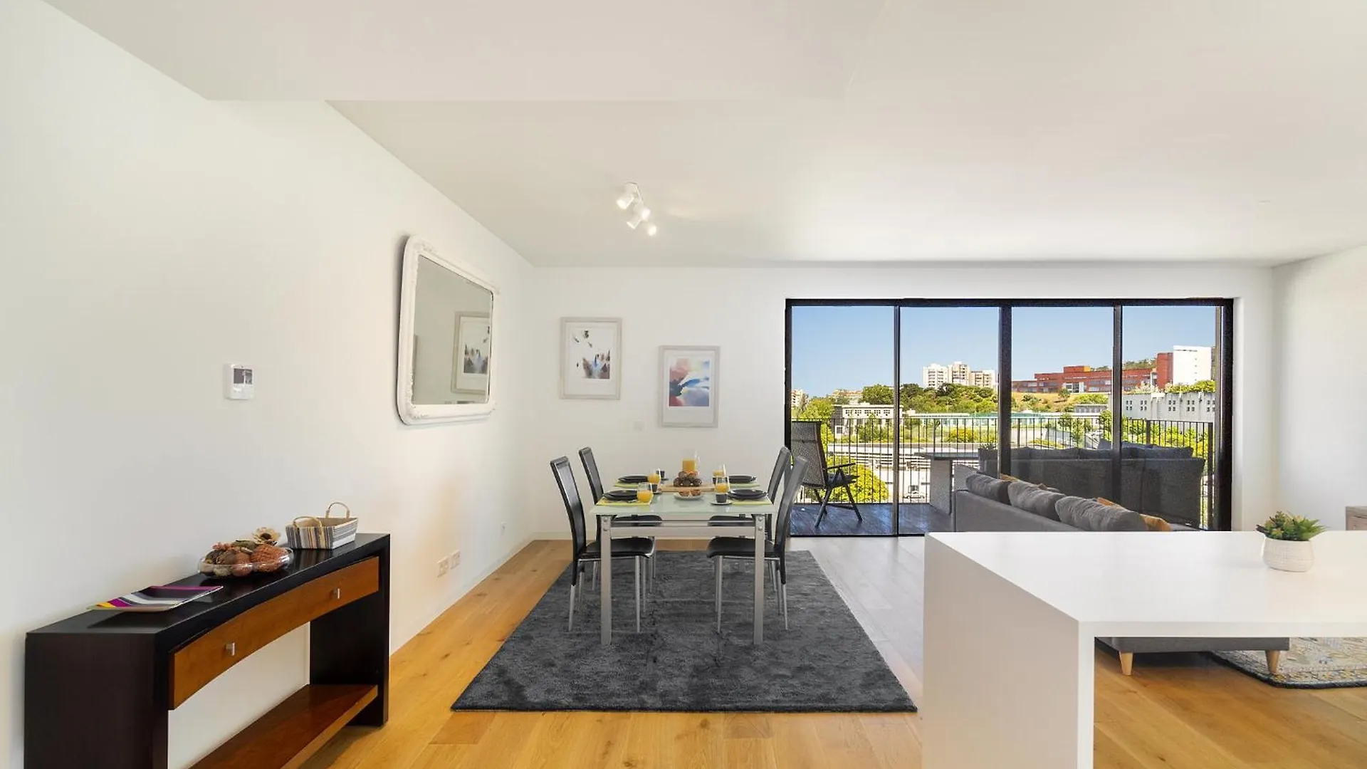 Whome Heritage And Comfort, Luxurious Living In Benfica Lisbon 0*,  Portugal