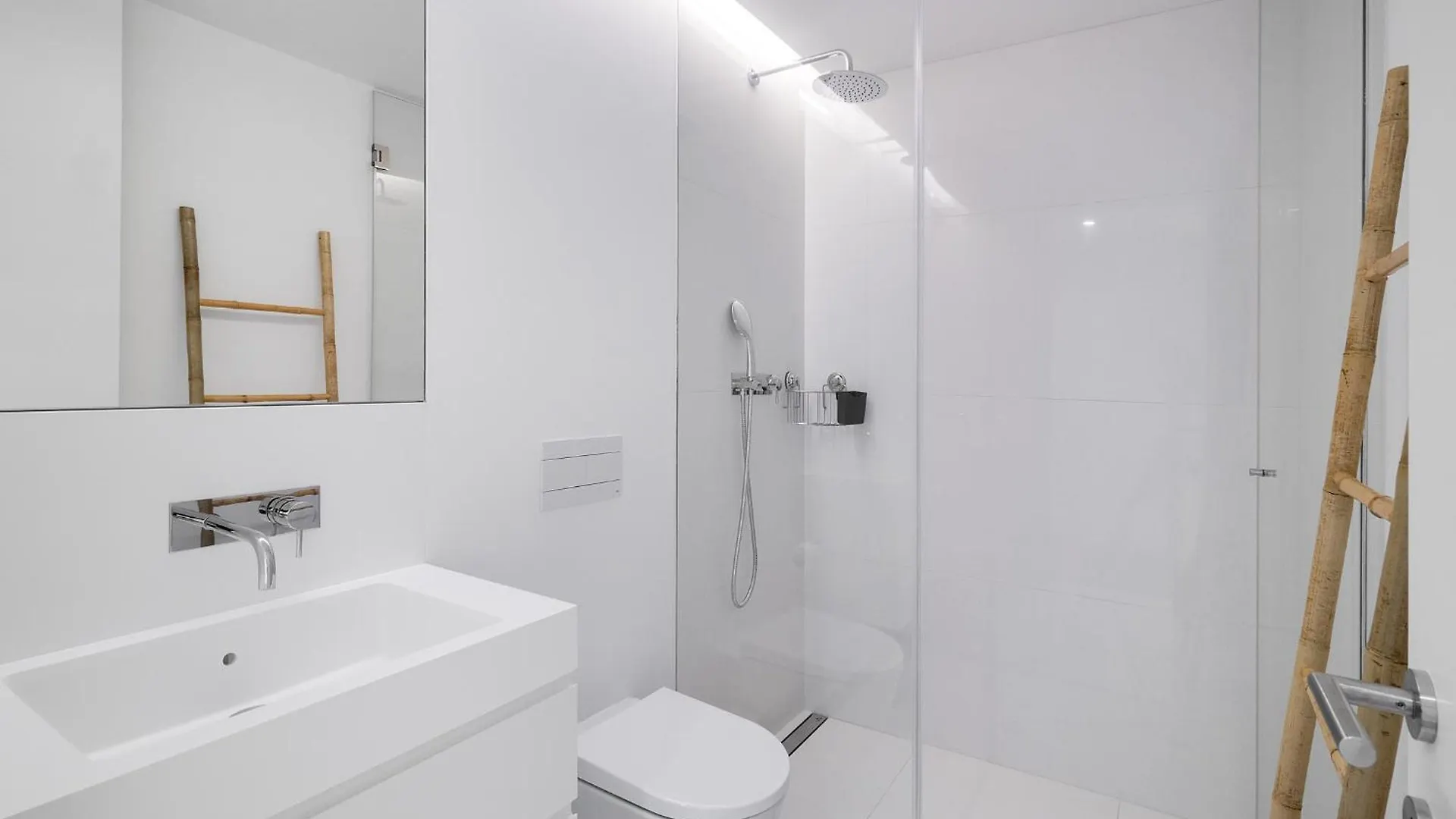 Whome Heritage And Comfort, Luxurious Living In Benfica Lisbon 0*,  Portugal